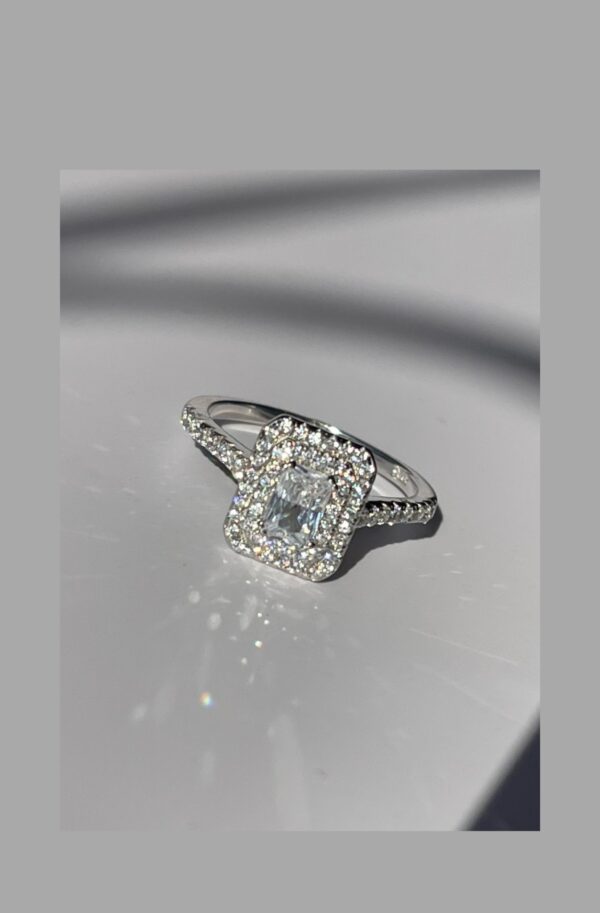 bague carrée